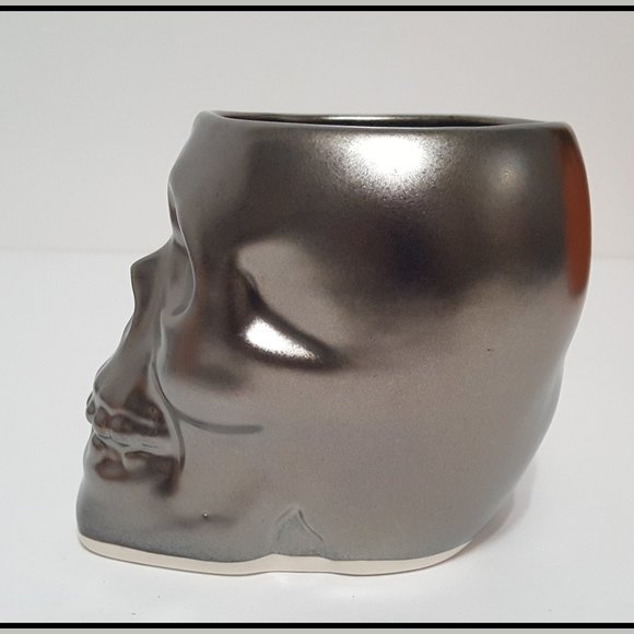 NEW RARE West Elm Black Cermic Halloween Skull Mug 19 OZ - Picture 3 of 7